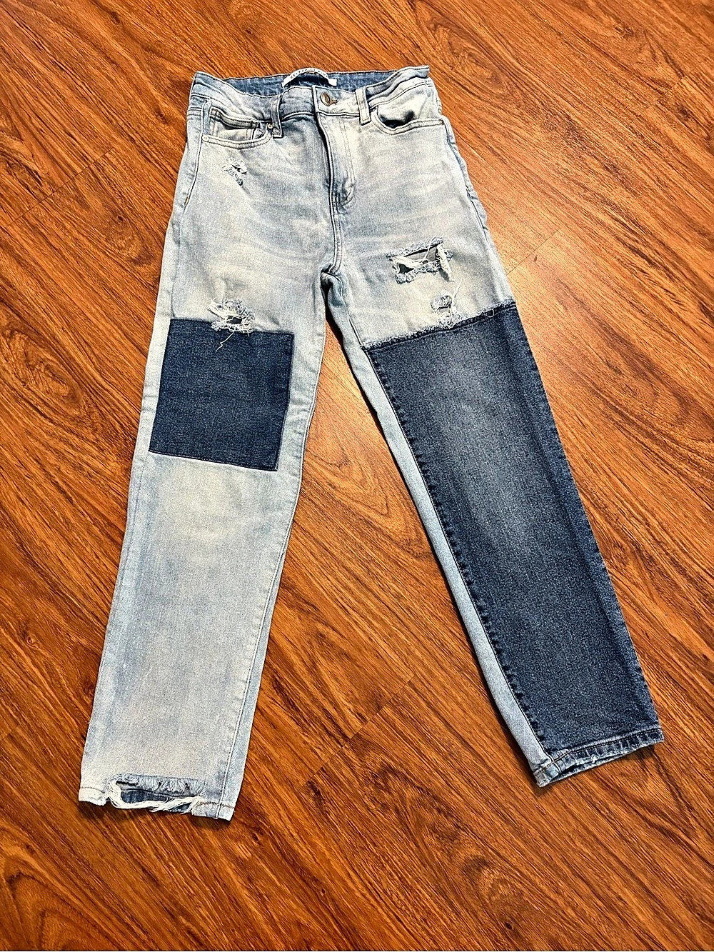 Celebrity Pink Two Tone Patchwork Slim Straight Jeans Size 7 / 28 Distressed